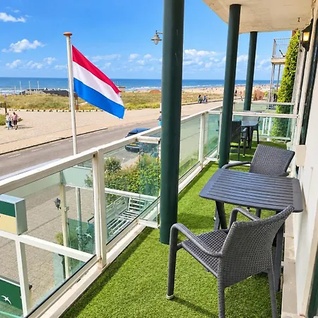 Hotel Zee En Duin
